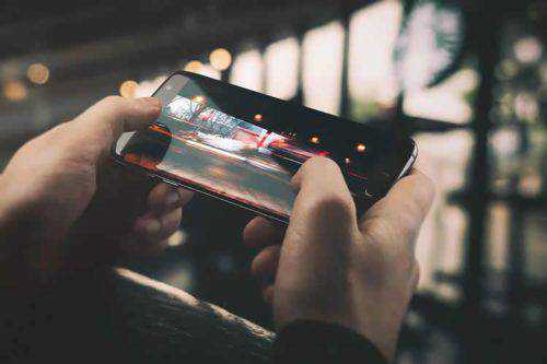 30+ Best Mobile Device Mockup Templates for UI Designers