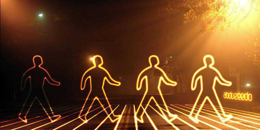 Glowing Light Painting Effect tutorial graphic designers Photoshop